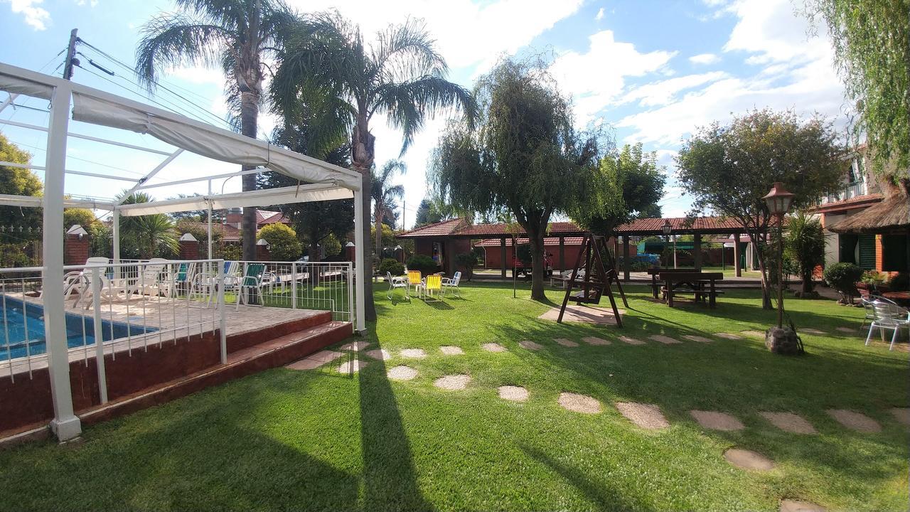 Bungalows Punta Azul Aparthotel Villa Carlos Paz Esterno foto