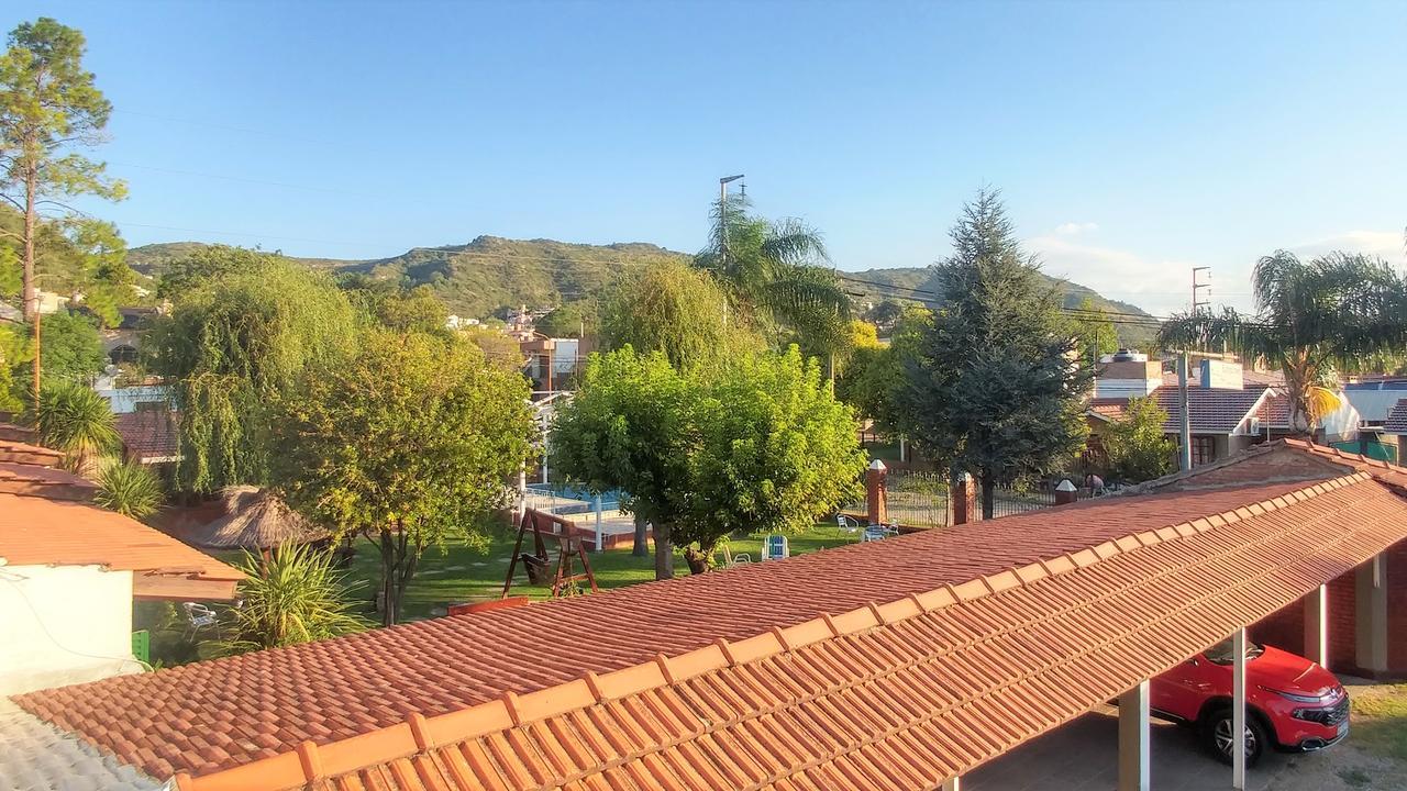 Bungalows Punta Azul Aparthotel Villa Carlos Paz Esterno foto